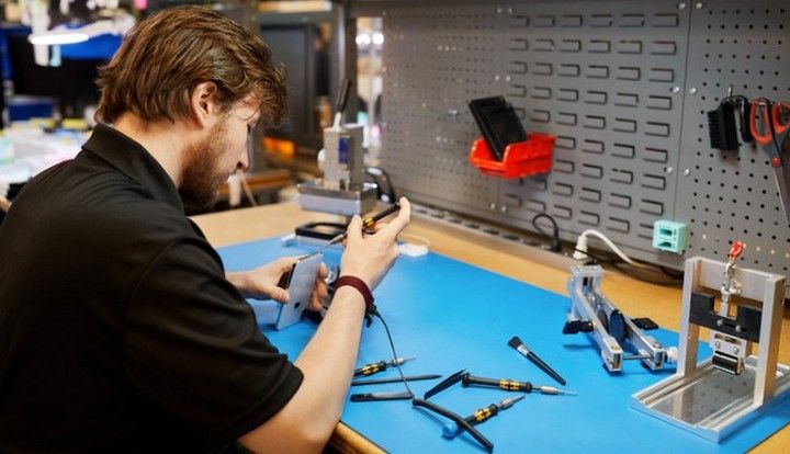 Apple cho phép các cửa hàng ngoài mua linh kiện iPhone mà không cần trở thành đại lý ủy quyền
